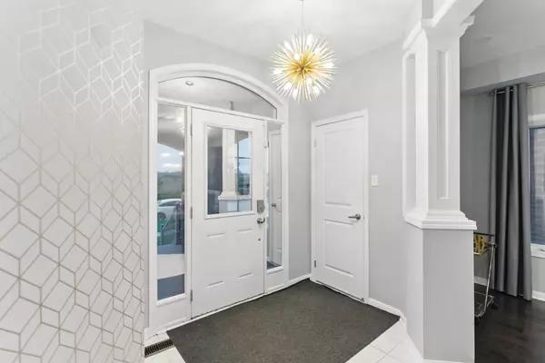 Clarington, ON L1C 0R8,7 Edwin Carr ST