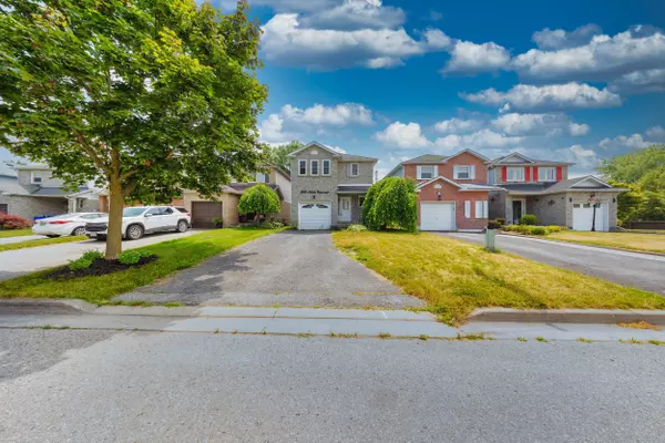 Oshawa, ON L1J 7W5,200 Adele CRES