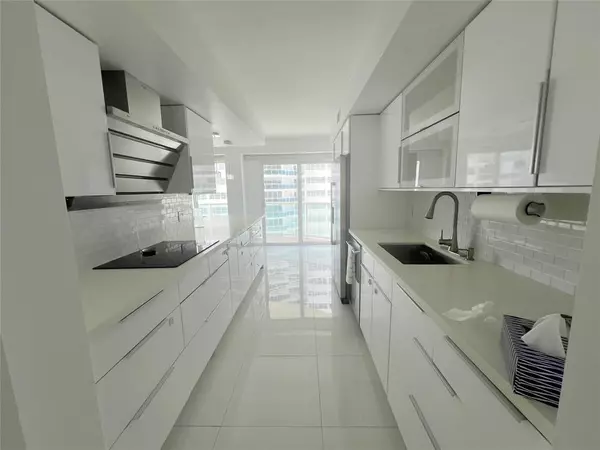Fort Lauderdale, FL 33308,3410 Galt Ocean Dr #505N