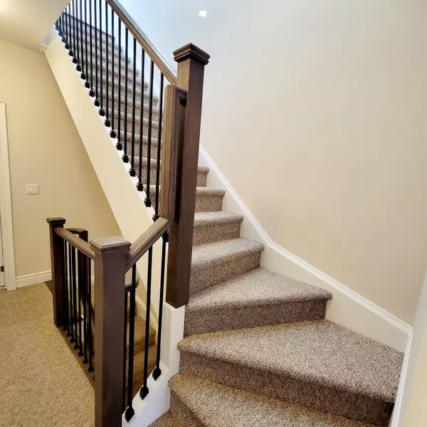 Mississauga, ON L5M 2R6,15 Lunar CRES E #75