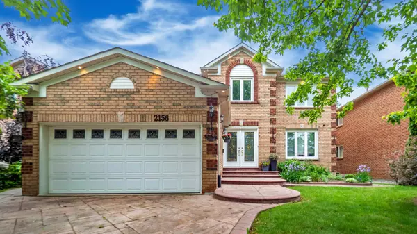 2156 Lumberman LN, Oakville, ON L6M 2Y9