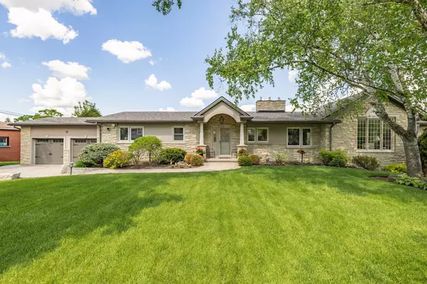 Brampton, ON L6Z 4P9,42 Valleyview RD