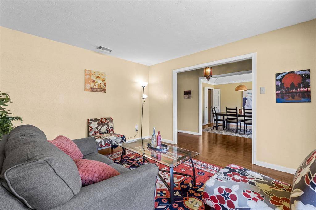 Richardson, TX 75082,2206 Acacia Street