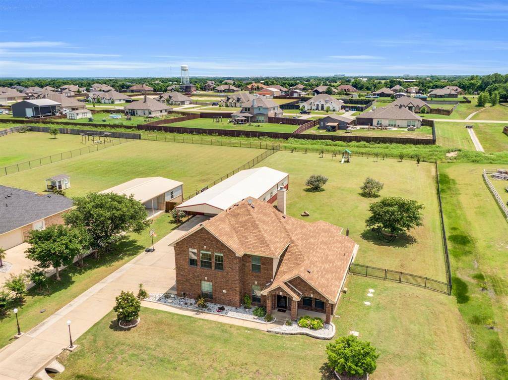 136 Devonshire Drive, Waxahachie, TX 75167