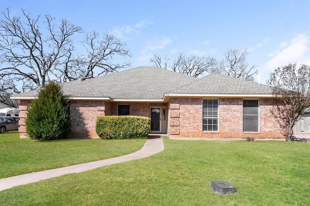 414 Baldwin Drive, Joshua, TX 76058