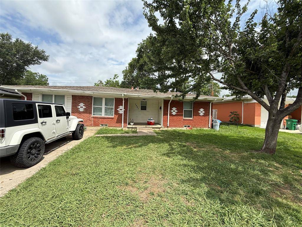 1421 Richard Street, Mesquite, TX 75149