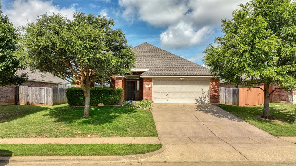 1104 Junegrass Lane, Crowley, TX 76036