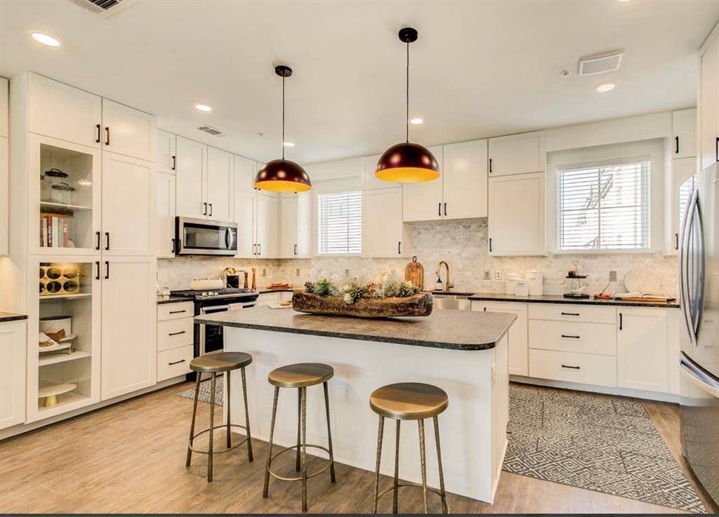 Dallas, TX 75244,12001 Inwood Road #2708