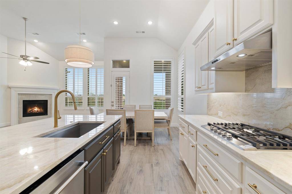 Prosper, TX 75078,16317 Bidwell Park Drive