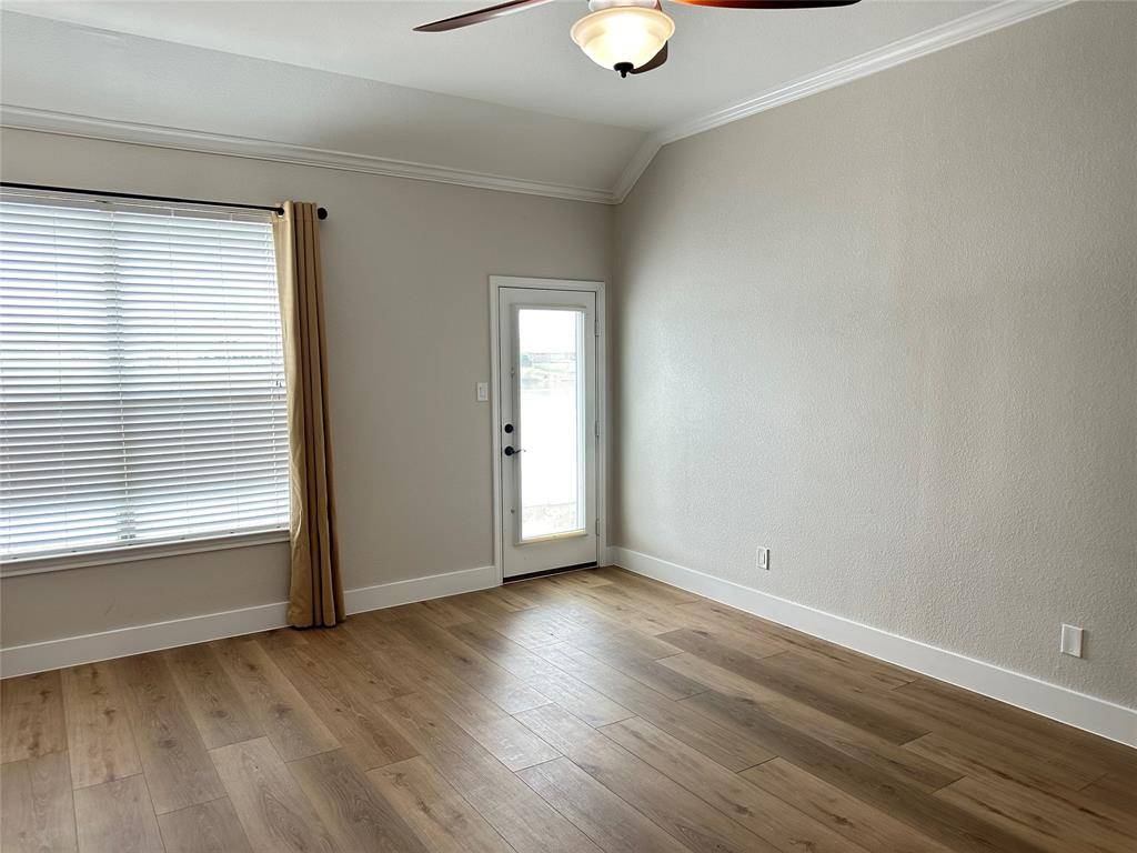Fort Worth, TX 76262,4568 Lakeside Hollow Street