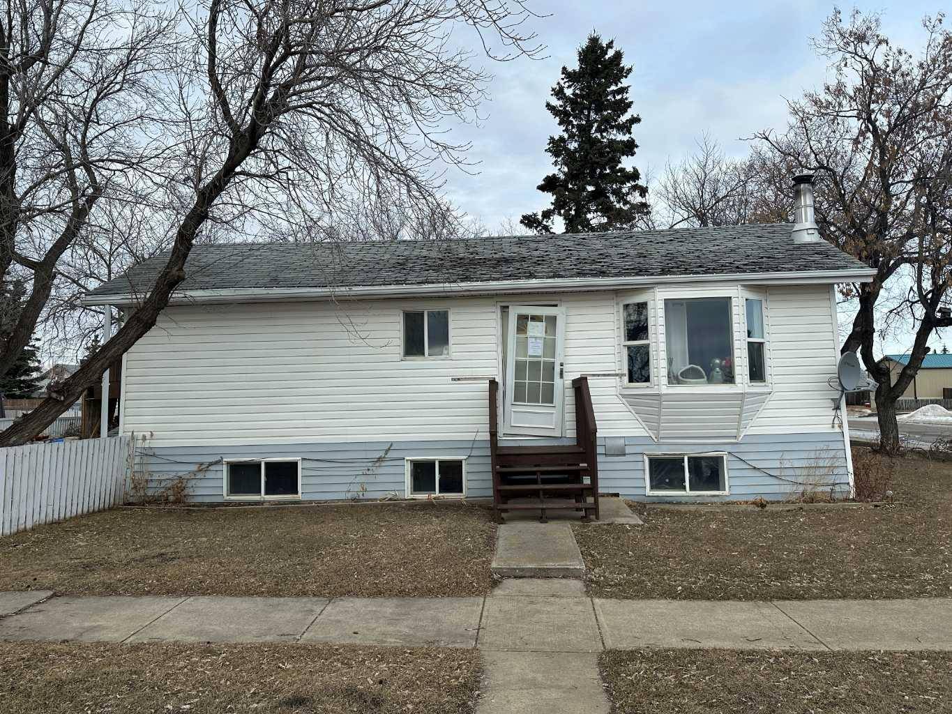 Rycroft, AB T0H 3A0,4606 49 STREET