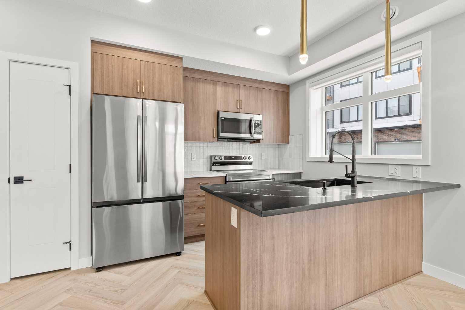 Calgary, AB T3M 3Y5,562 Seton CIR Southeast #301
