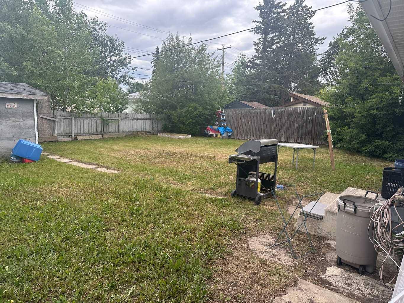 Grande Prairie, AB T8V 1S8,10407 110 AVE