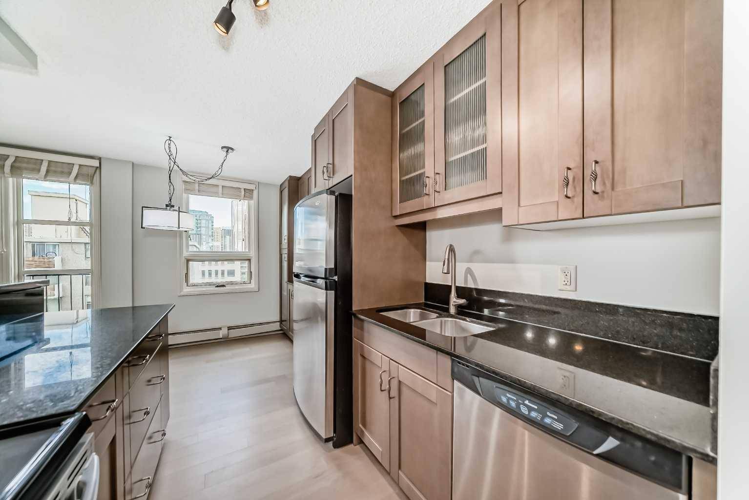 Calgary, AB T2R 0N3,733 14 AVE Southwest #903