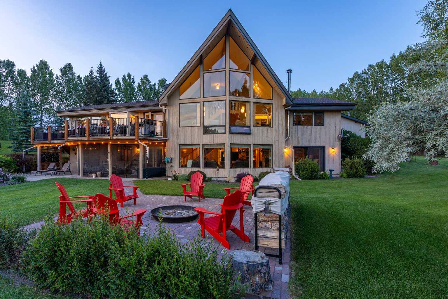 116 Bearspaw Village CRES, Rural Rocky View County, AB T3L 2P2