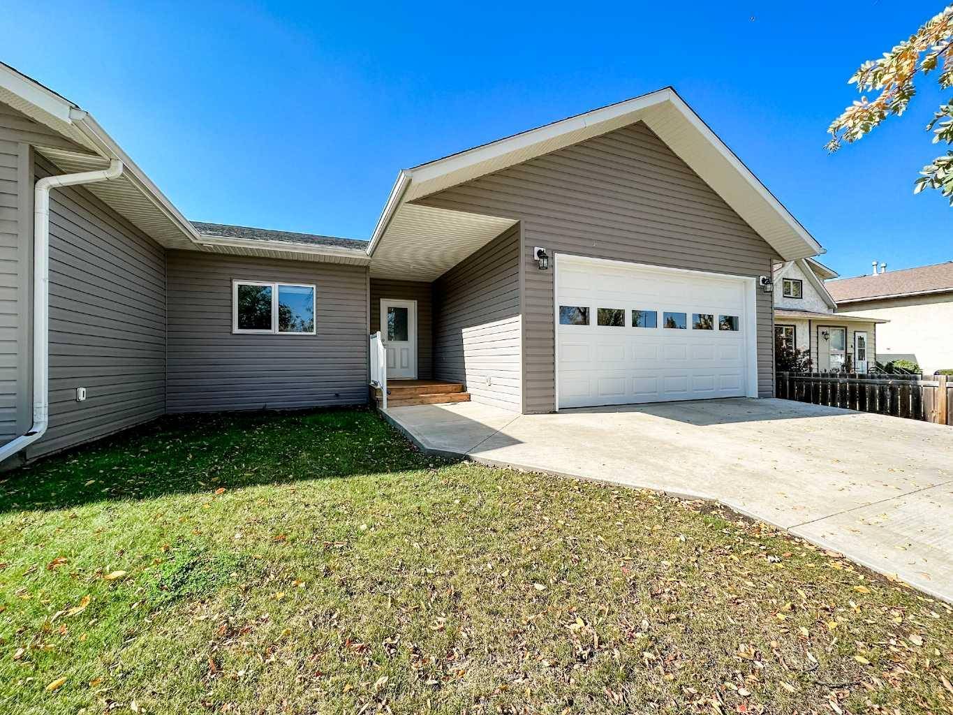 Stettler, AB T0C 2L0,4912 B 53 ST