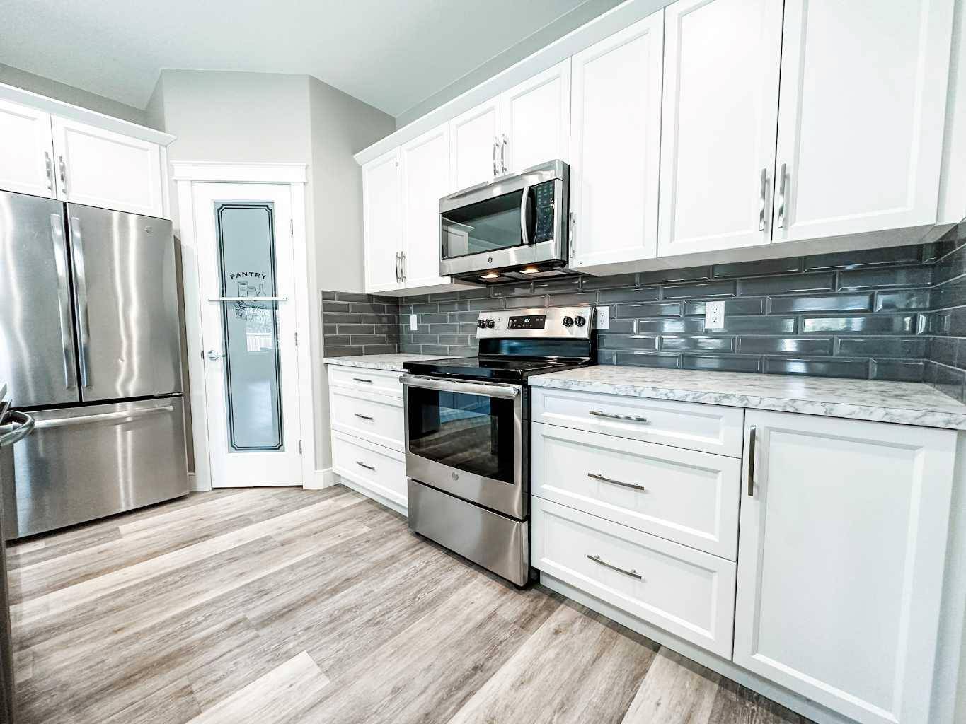 Stettler, AB T0C 2L0,4912 B 53 ST
