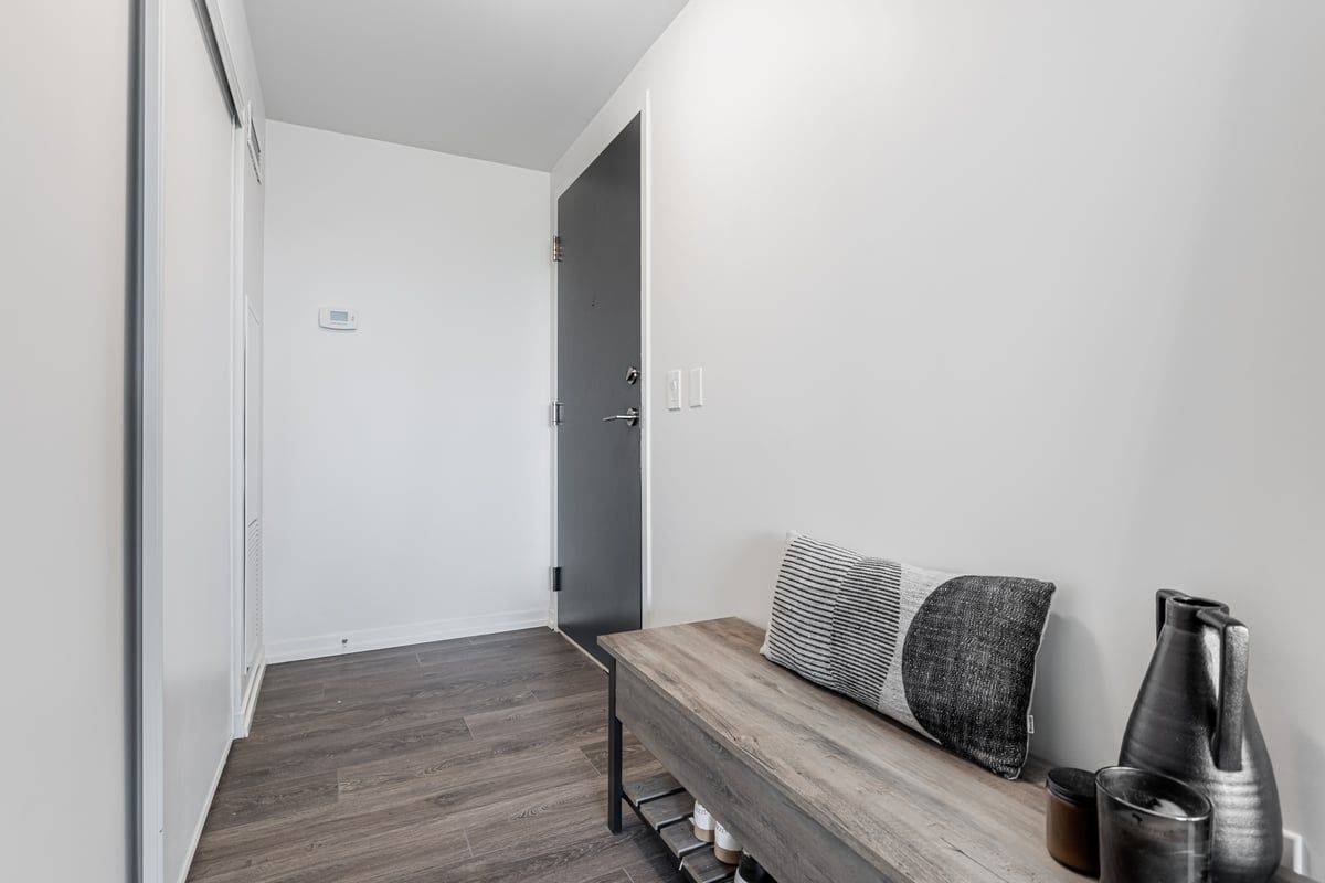 Toronto C15, ON M2K 0G1,3237 Bayview AVE #1009