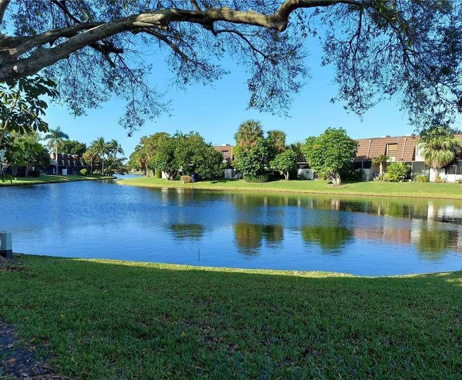 1528 NW 89th Ter #1528, Pembroke Pines, FL 33024