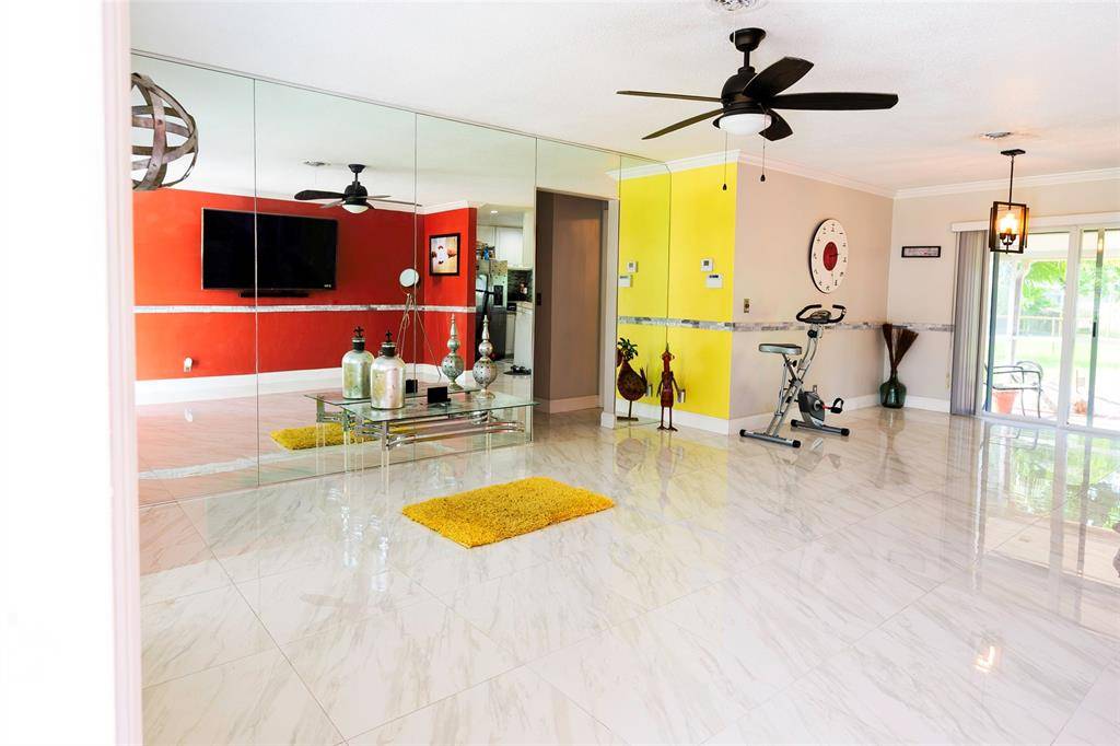 Lauderdale Lakes, FL 33311,3750 NW 29th St