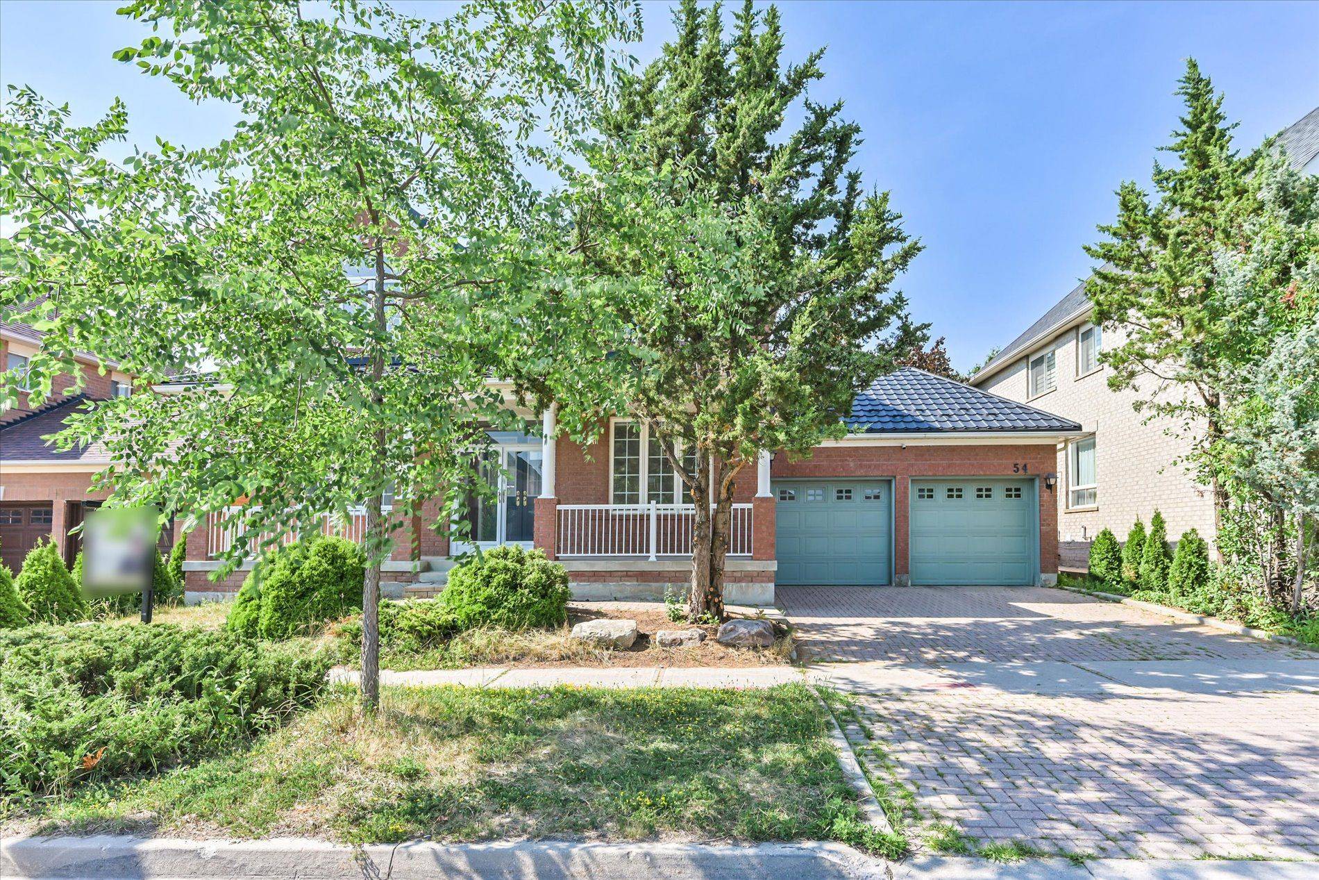 Markham, ON L6C 2G2,54 Castlemore AVE