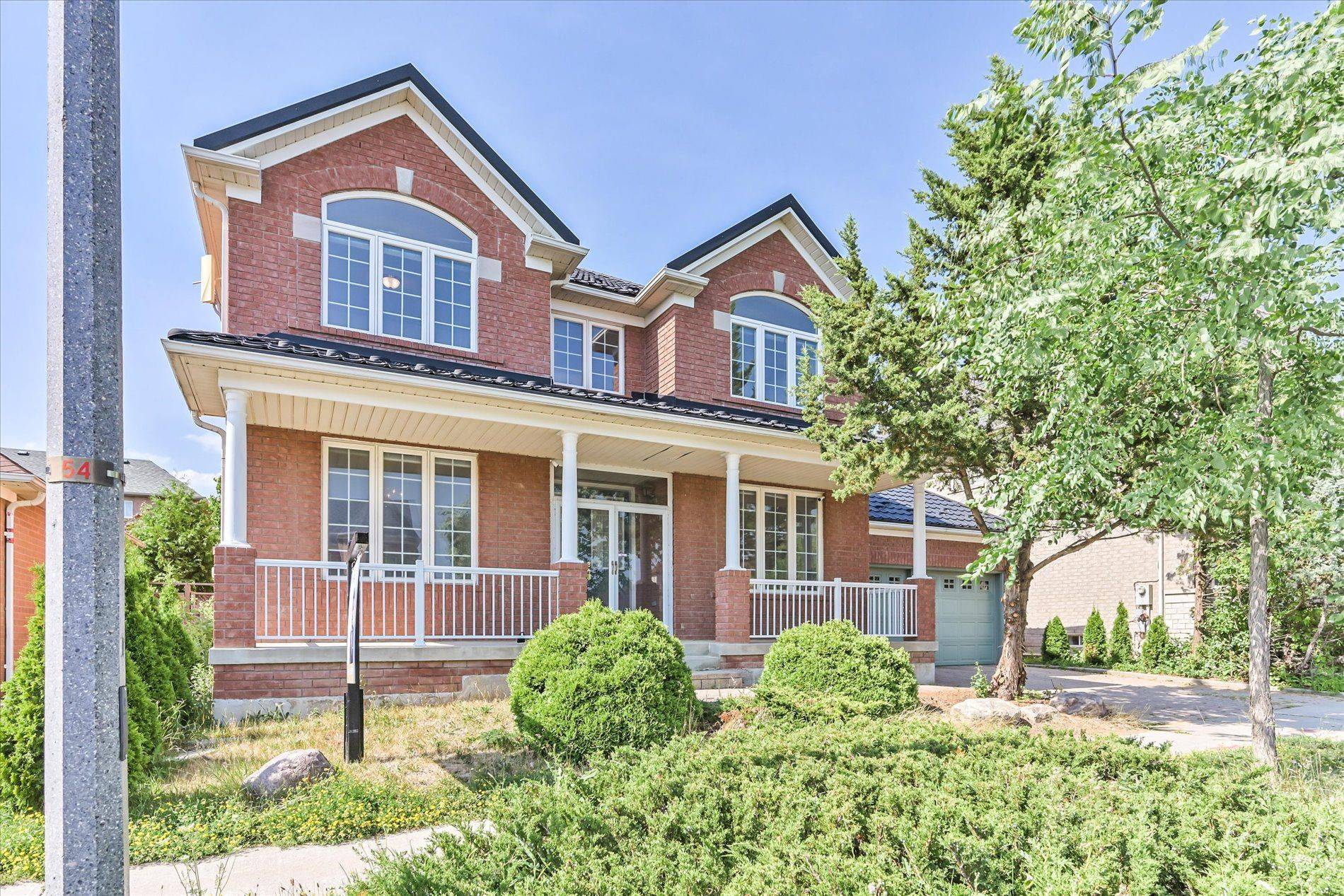 Markham, ON L6C 2G2,54 Castlemore AVE