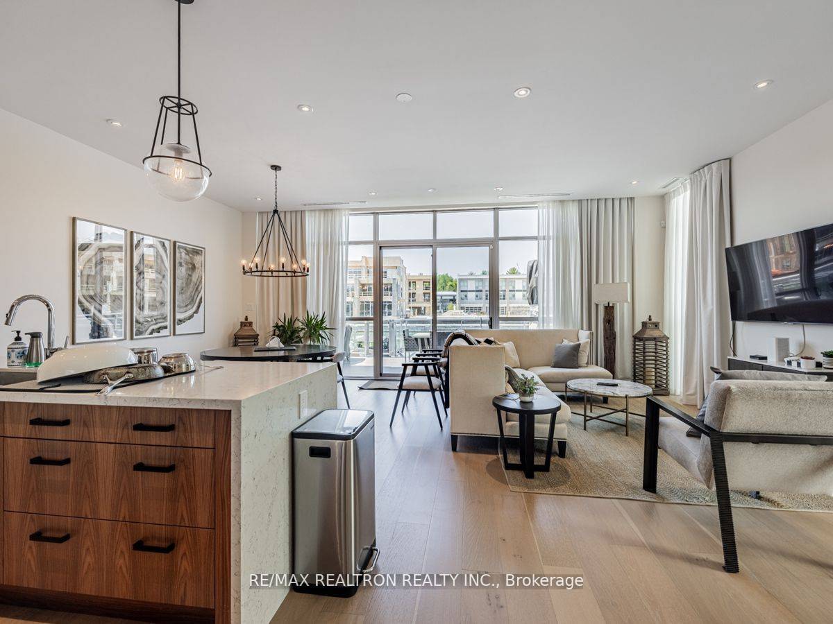 Innisfil, ON L9S 0N6,3657 Ferretti CT