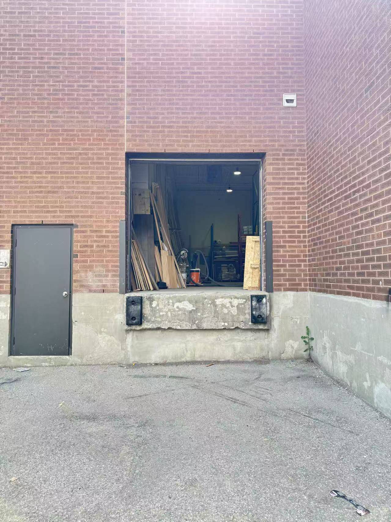 Vaughan, ON L4L 5Z6,250 Trowers RD #5