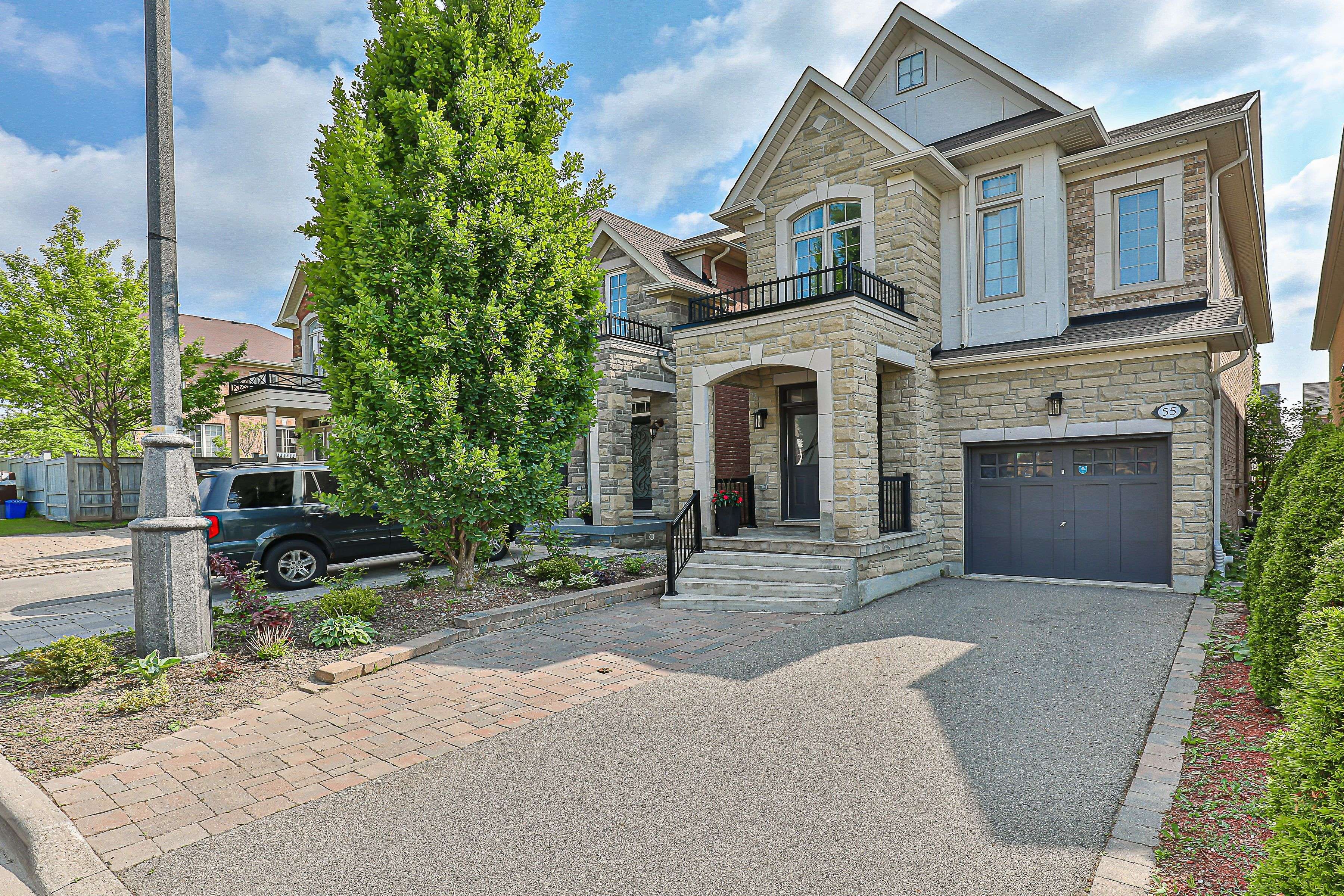 55 Lady Loretta LN, Vaughan, ON L6A 4E9
