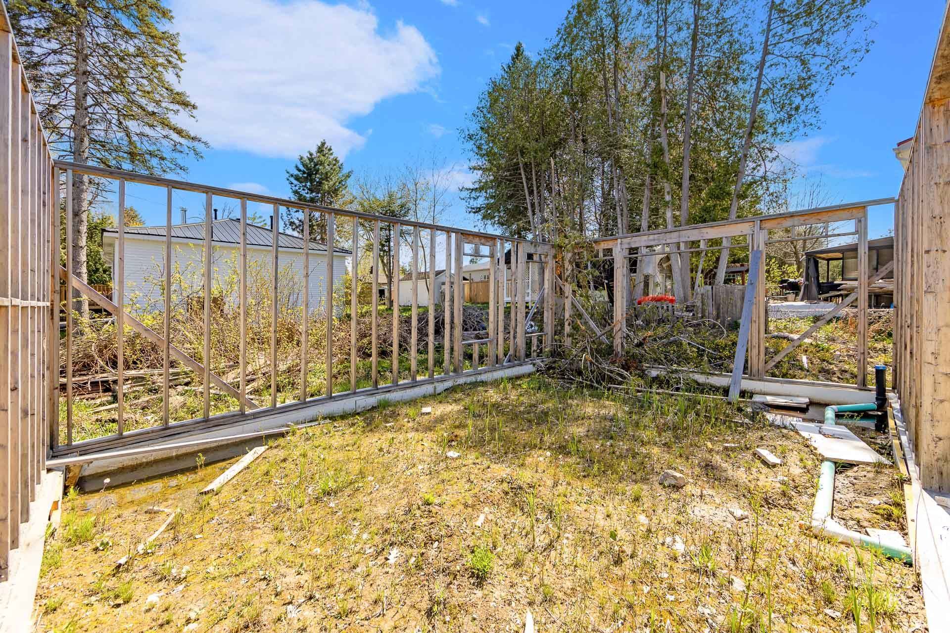Innisfil, ON L9S 1S9,1790 St Johns RD