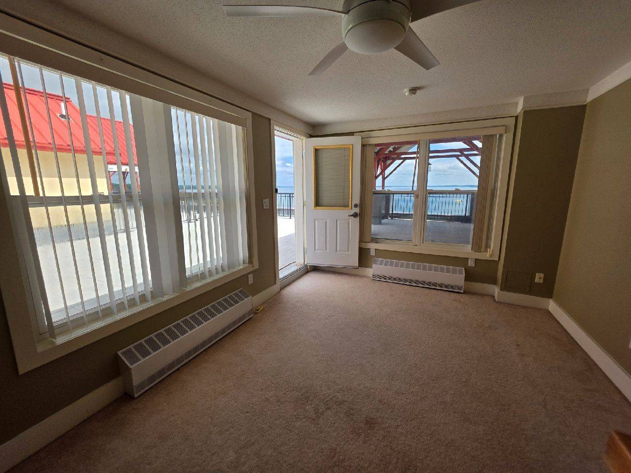 Orillia, ON L3V 1T1,140 Cedar Island RD #406