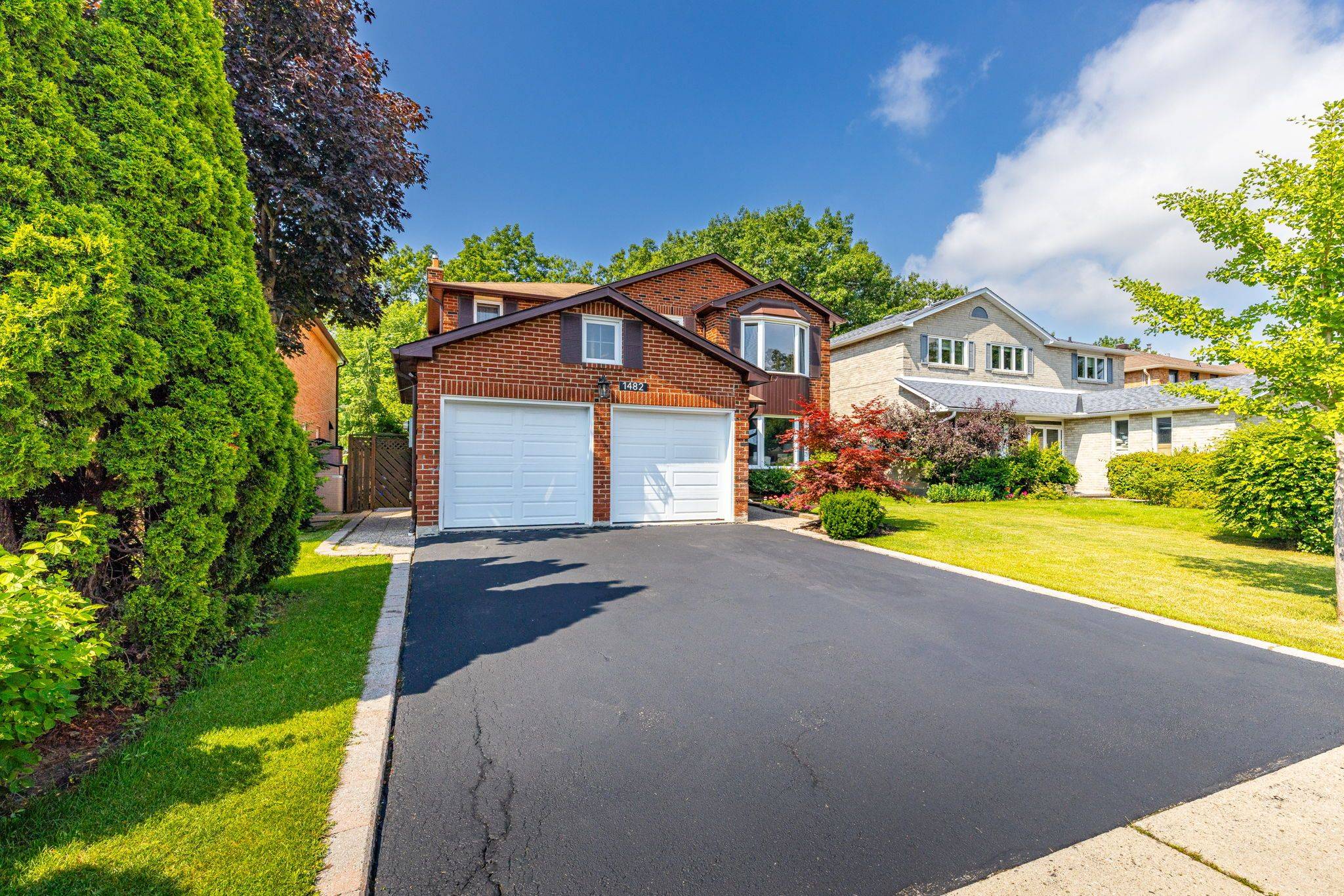 1482 QUEENSBURY CRES, Oakville, ON L6H 4G4