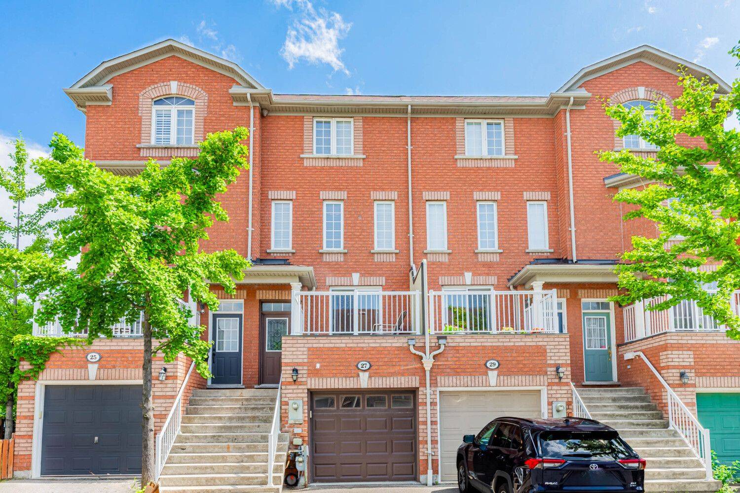 27 Tommy Douglas GDNS, Toronto W04, ON M6B 4N3