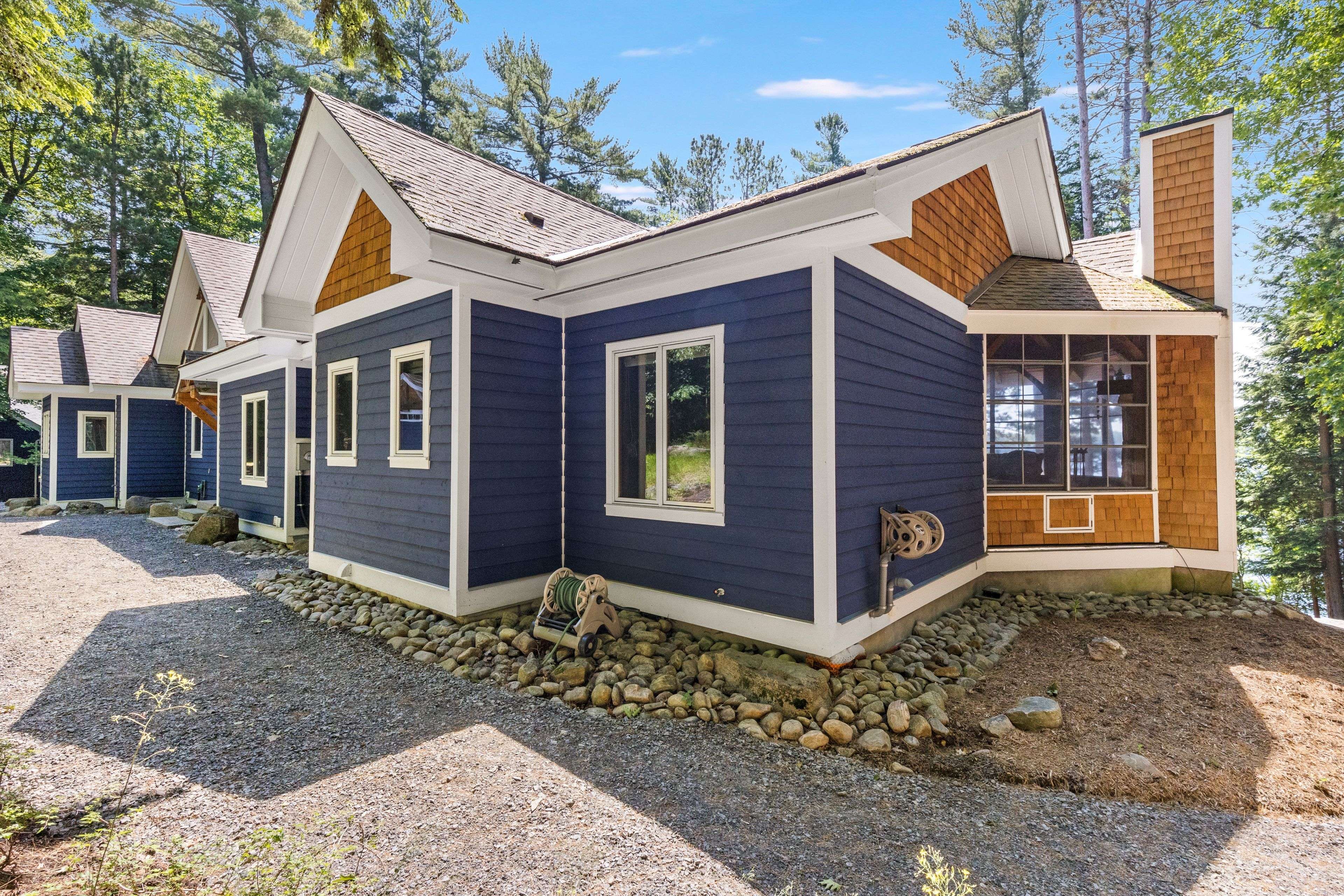 Lake Of Bays, ON P0B 1A0,50 BIGWIN IS
