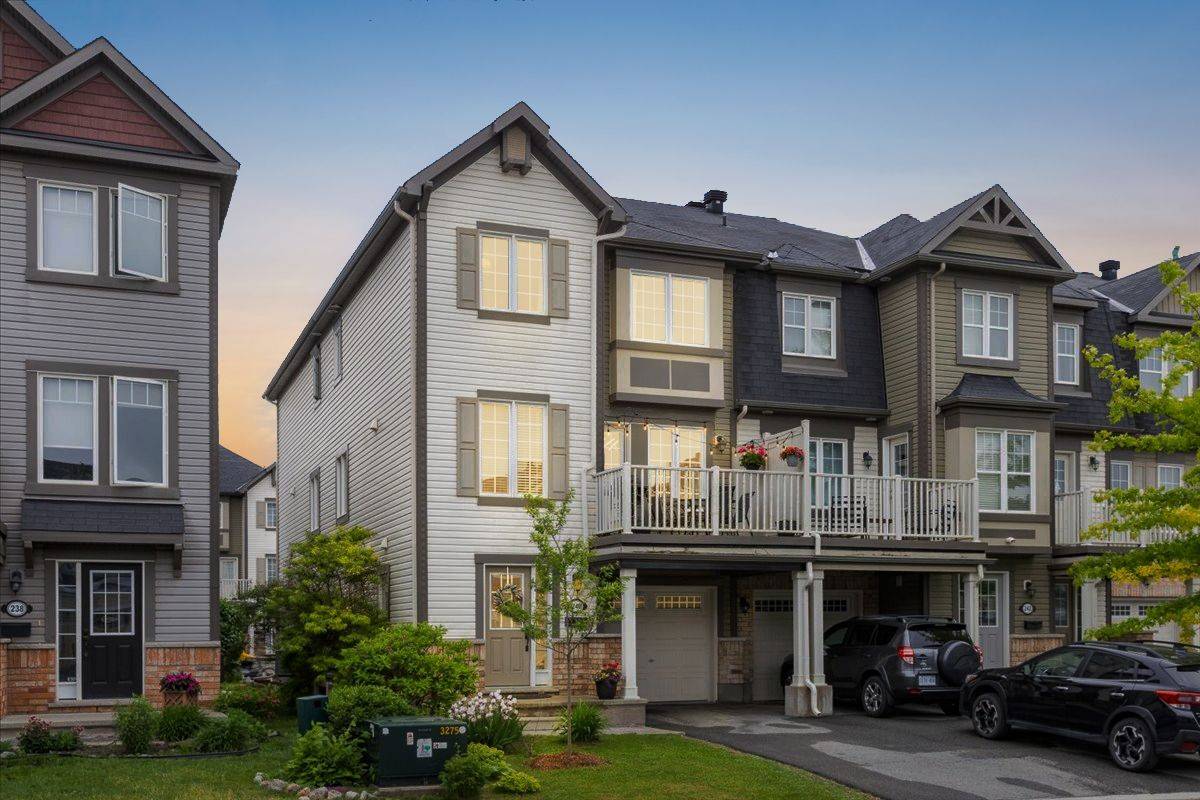 Stittsville - Munster - Richmond, ON K2S 0N8,240 Cayman RD