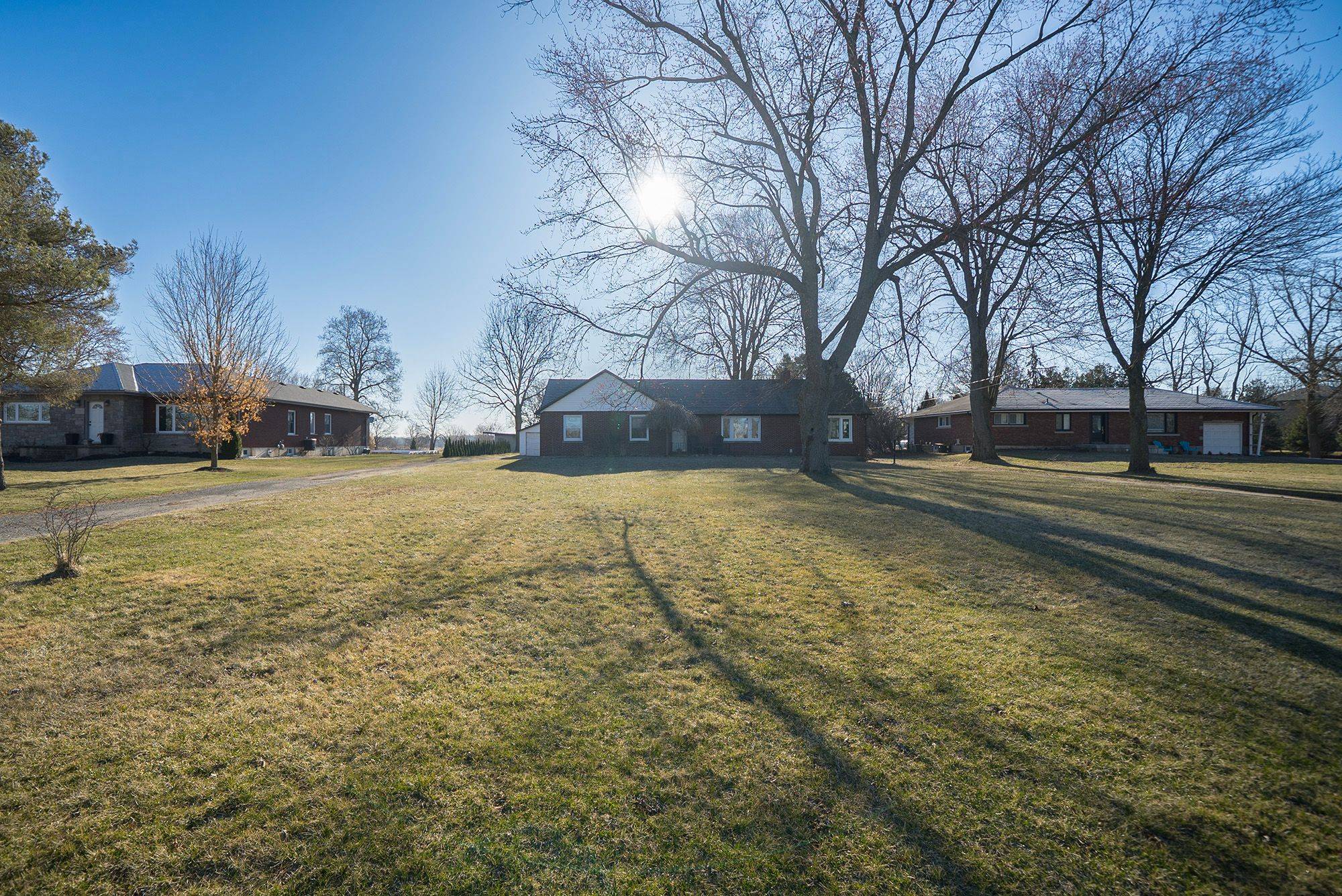 530 Mount Pleasant RD, Brantford, ON N3T 5L5