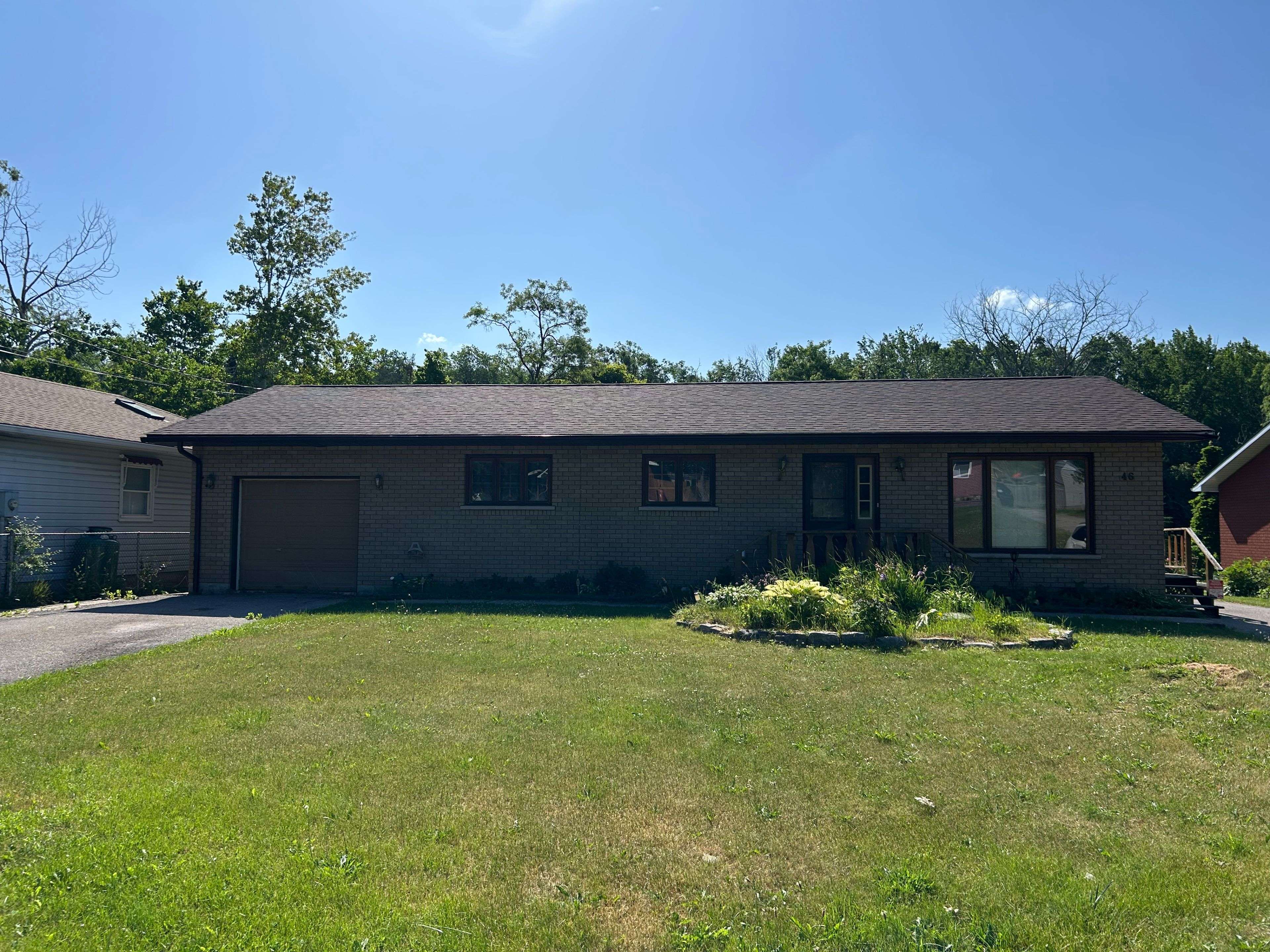46 Kennedy DR #MAIN LEVEL, Kawartha Lakes, ON K0M 1A0