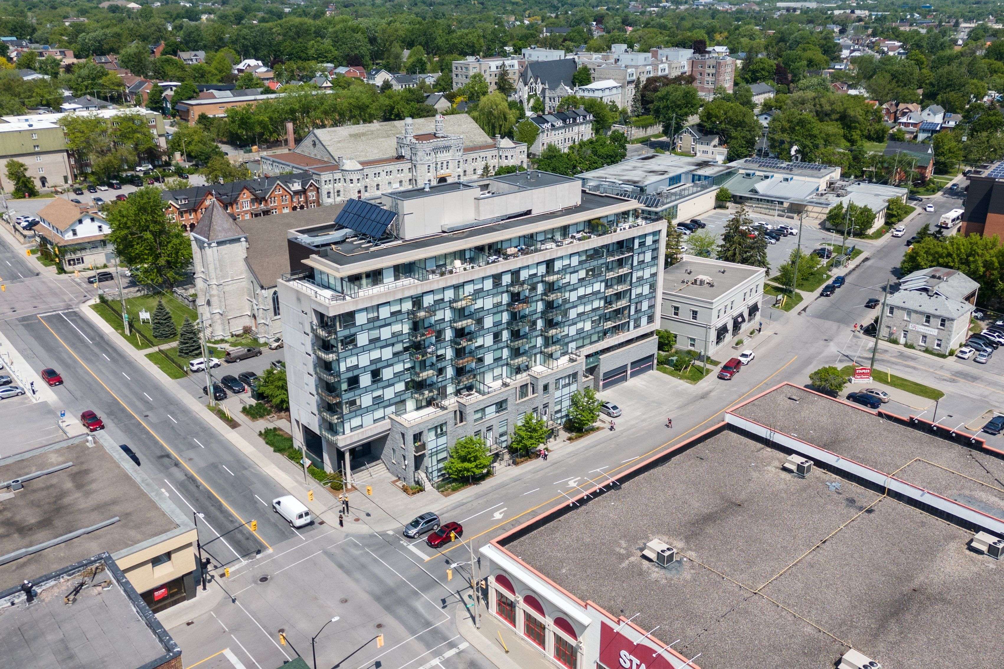 121 Queen ST #306, Kingston, ON K7K 0G6