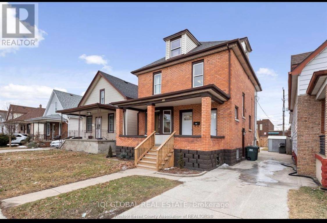 919 Pierre AVE, Windsor, ON N9A 2K8