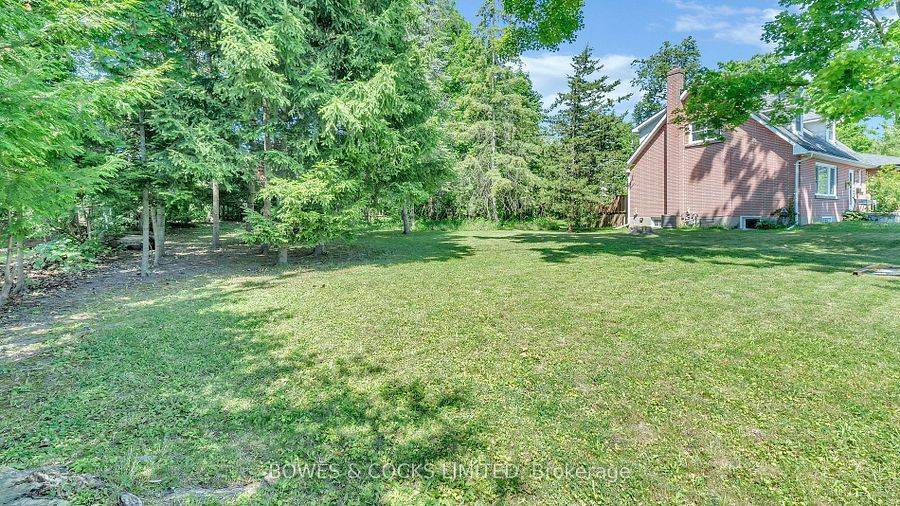 Peterborough West, ON K9J 6E2,125 Greenhill DR