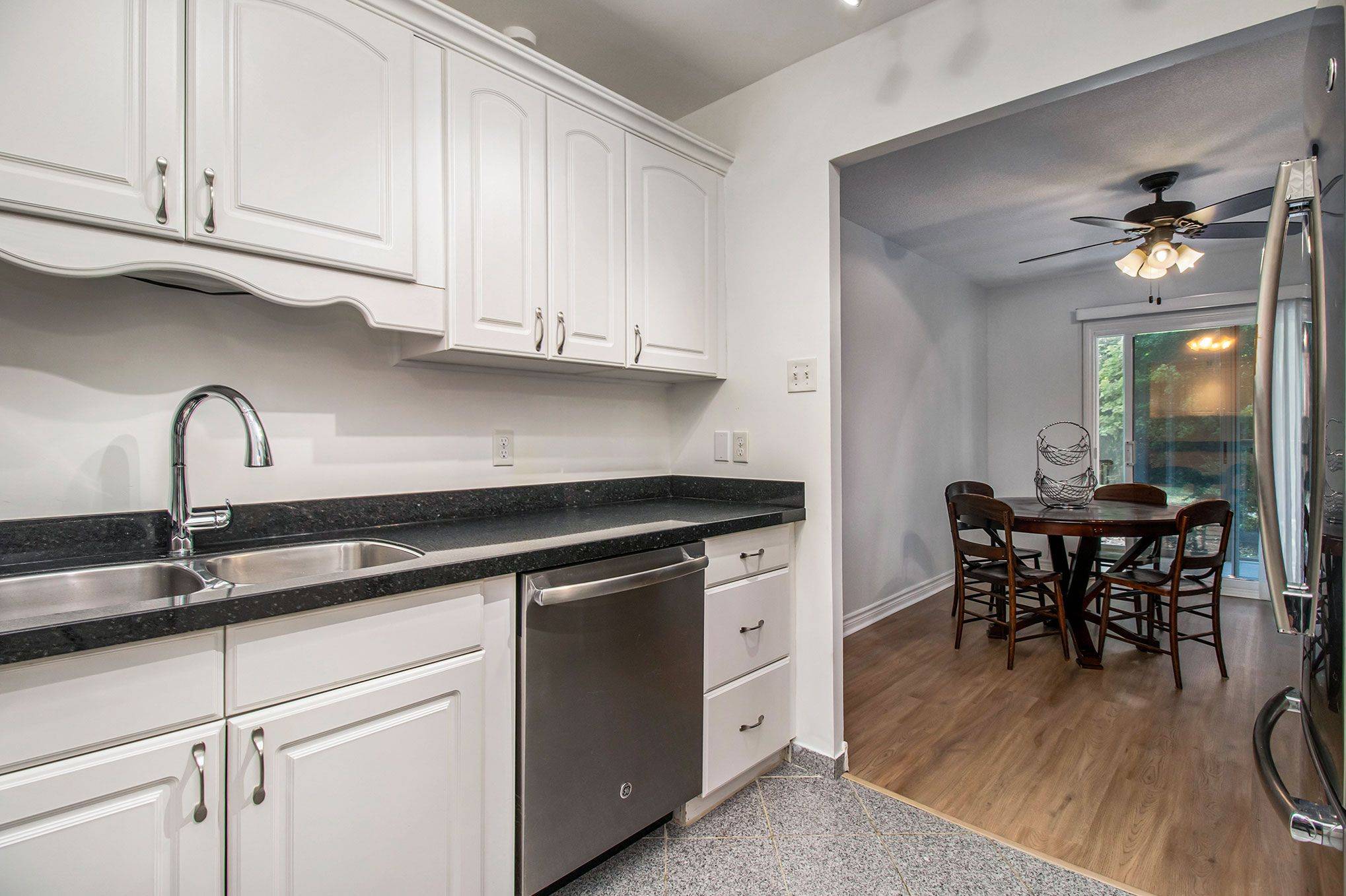 Kanata, ON K2K 2B6,960 Teron RD #105