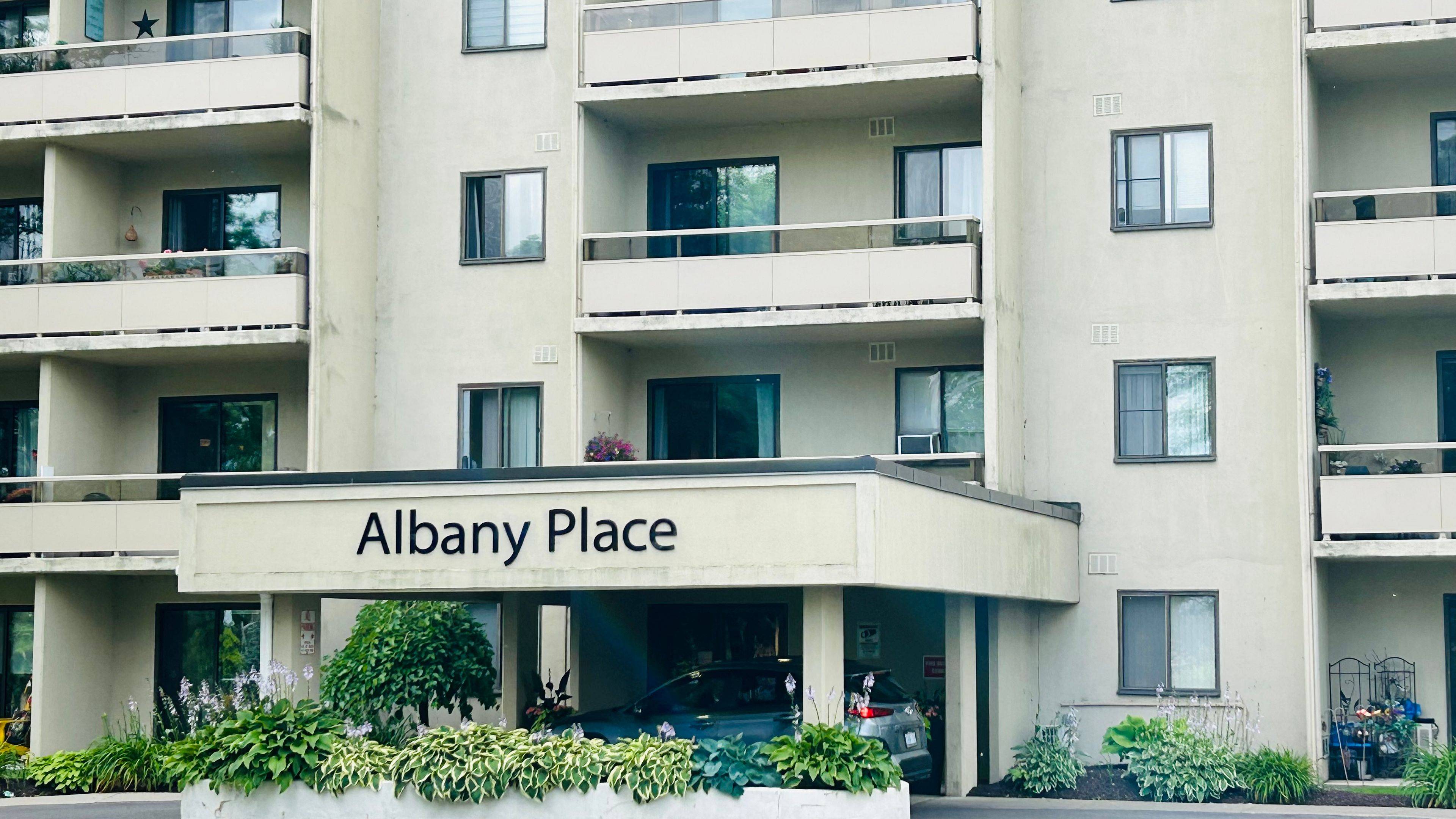 Fort Erie, ON L2A 5Z8,1 Albany ST