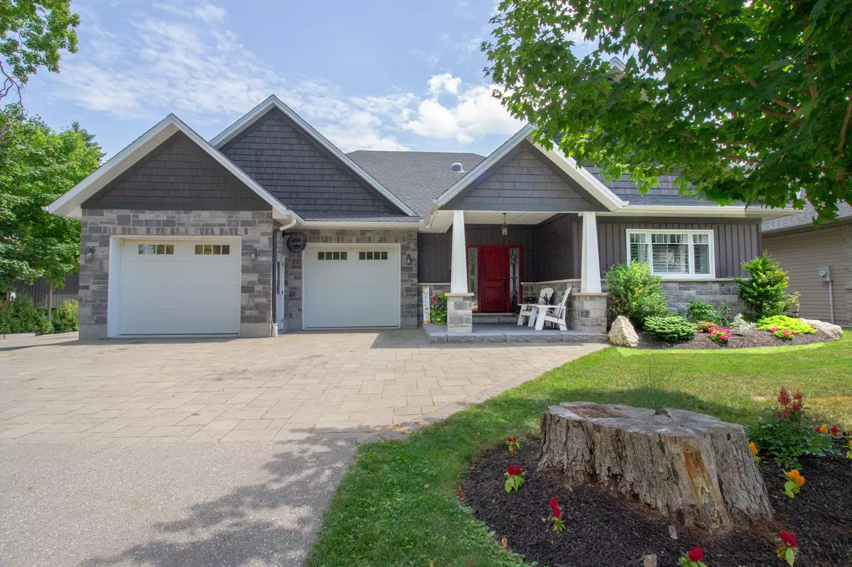 Centre Wellington, ON N1M 1N2,566 St. Patrick ST E