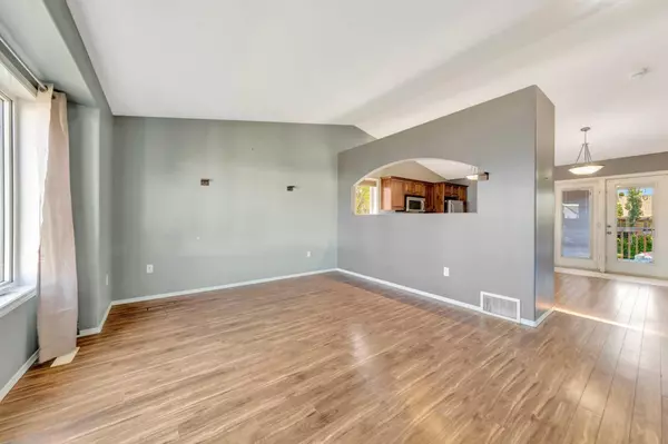Lloydminster, SK S9V 1S5,4400B 32 ST