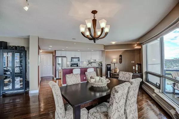 Calgary, AB T2P 5N6,1078 6 AVE SW #2401