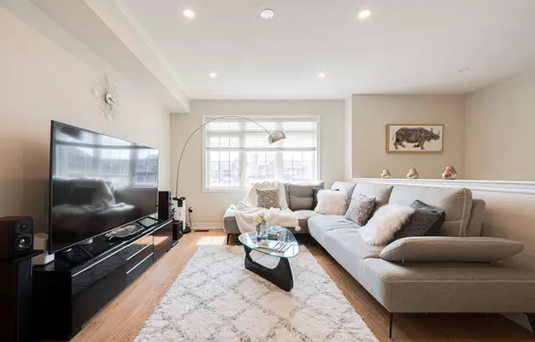 Bradford West Gwillimbury, ON L3Z 0P3,59 Matthewson AVE