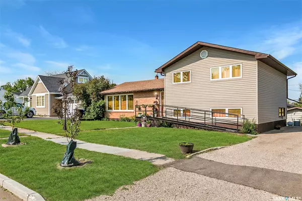 330 Alberta AVENUE, Kerrobert, SK S0L 1R0