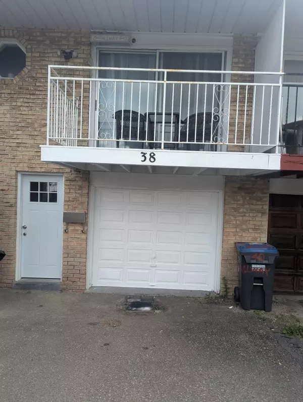 38 Fallway RD, Brampton, ON L6V 3H2