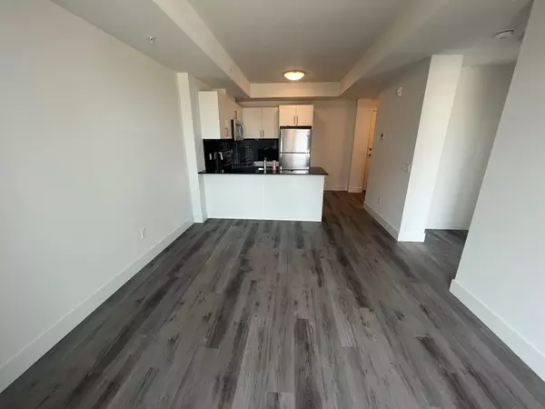 103 Roger ST #413, Waterloo, ON N2J 0G2