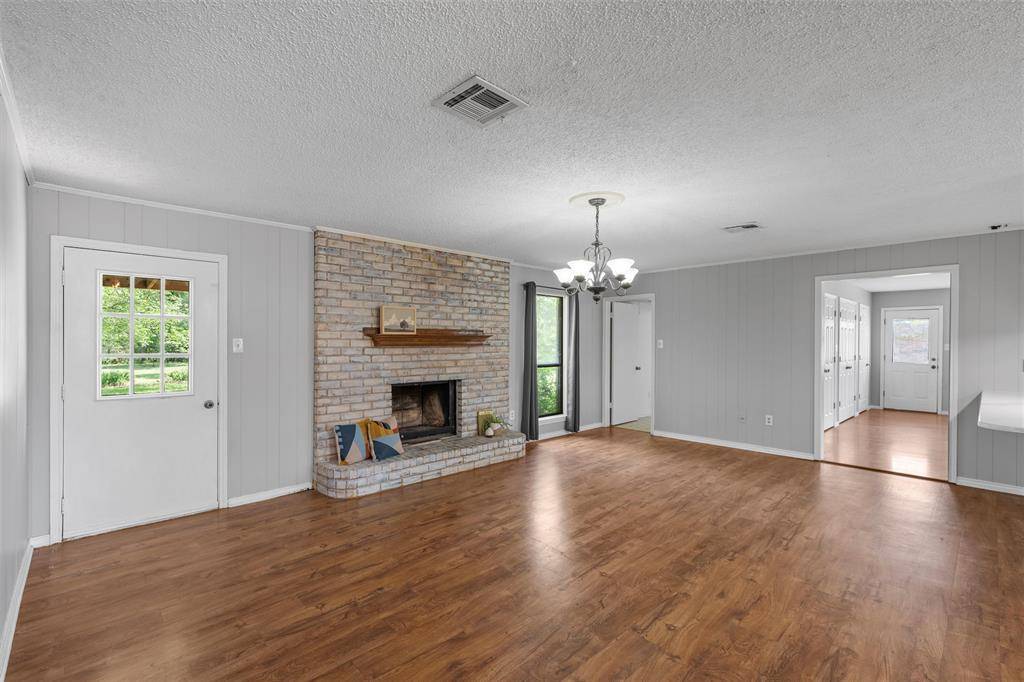 Hewitt, TX 76643,304 Texas Avenue
